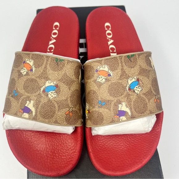 Coach Udele Kittens Slide Sandal
Size 7 - Picture 3 of 7
